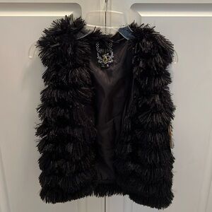 NWT Girls Sequin Hearts Fur Vest Size Small